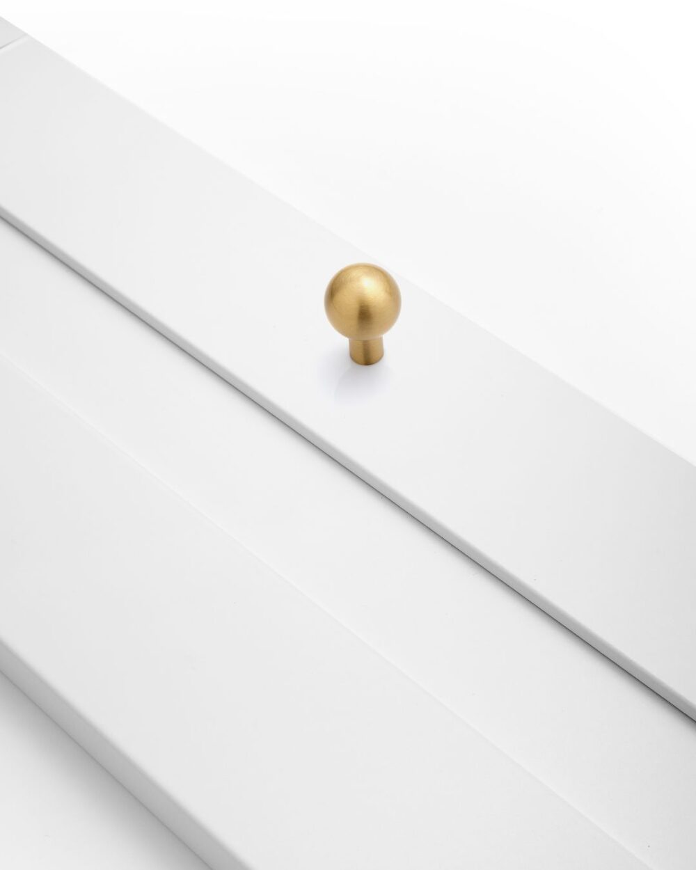 Daisy S brass cabinet handle